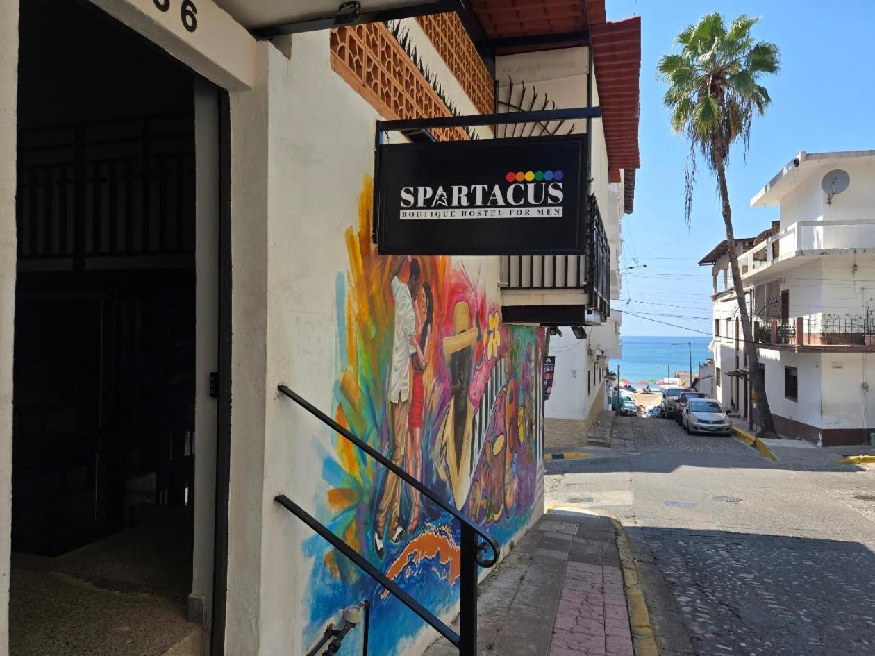 Spartacus Hostel Boutique For Men بويرتو فالارتا المظهر الخارجي الصورة
