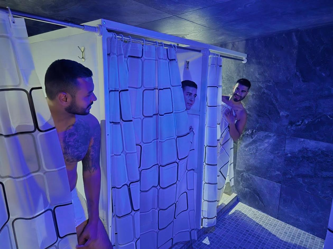 Spartacus Hostel Boutique For Men بويرتو فالارتا المظهر الخارجي الصورة